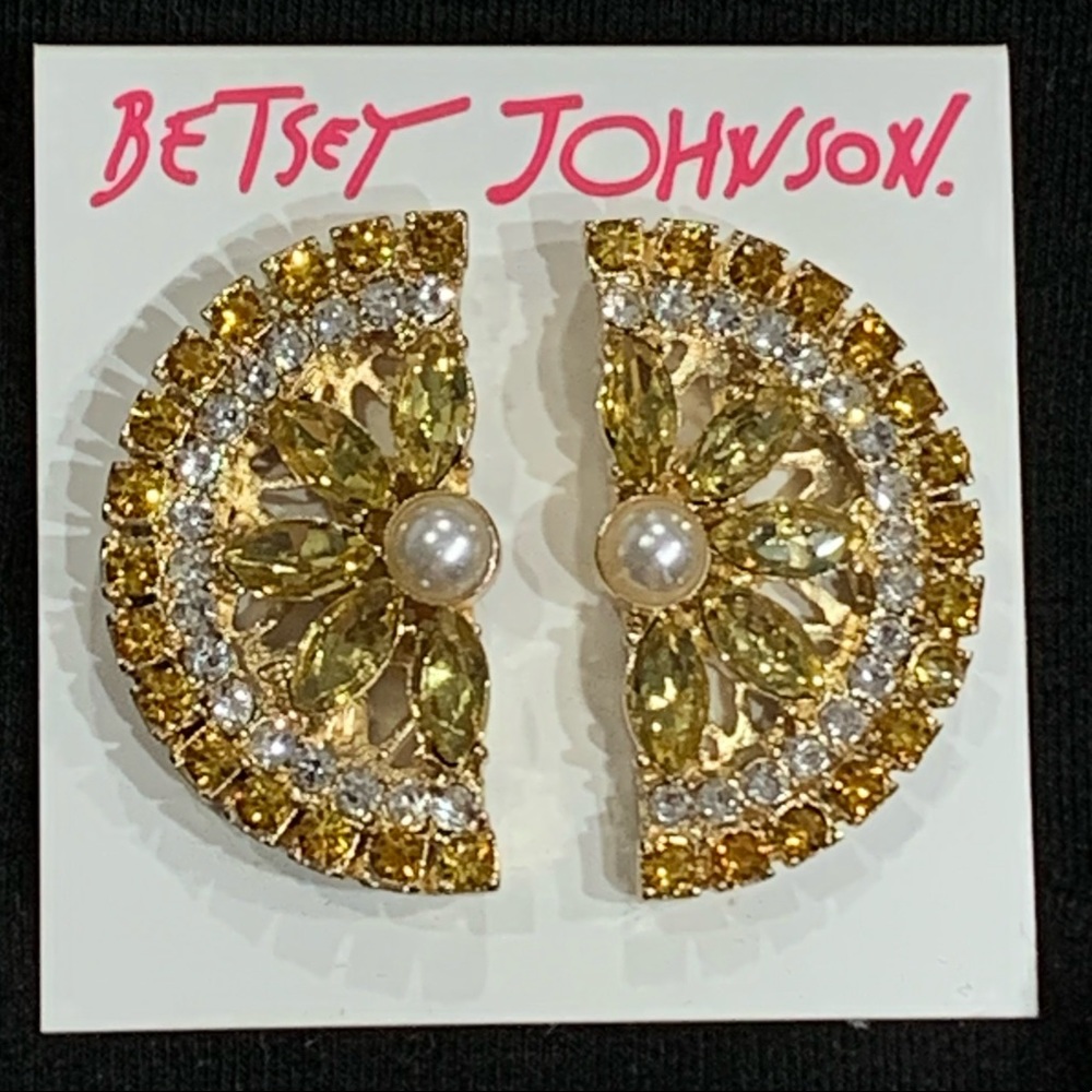 BETSEY JOHNSON SPARKLING LEMONS POST EARRINGS!